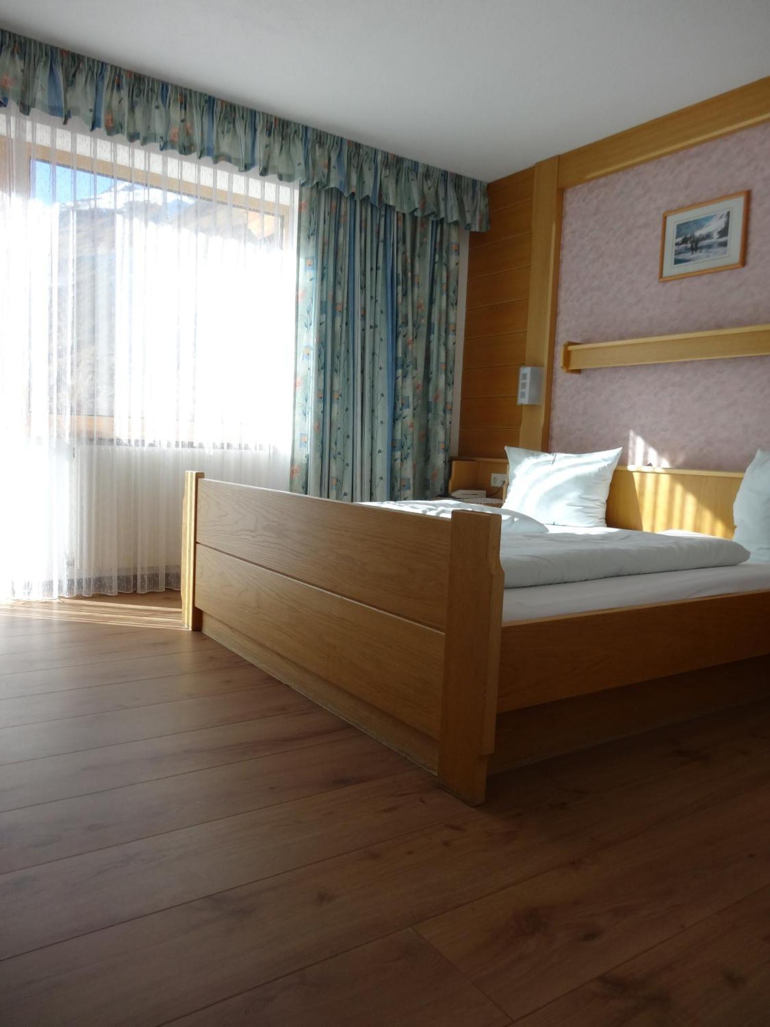Gasthof Geierwallihof Vent Bagian luar foto