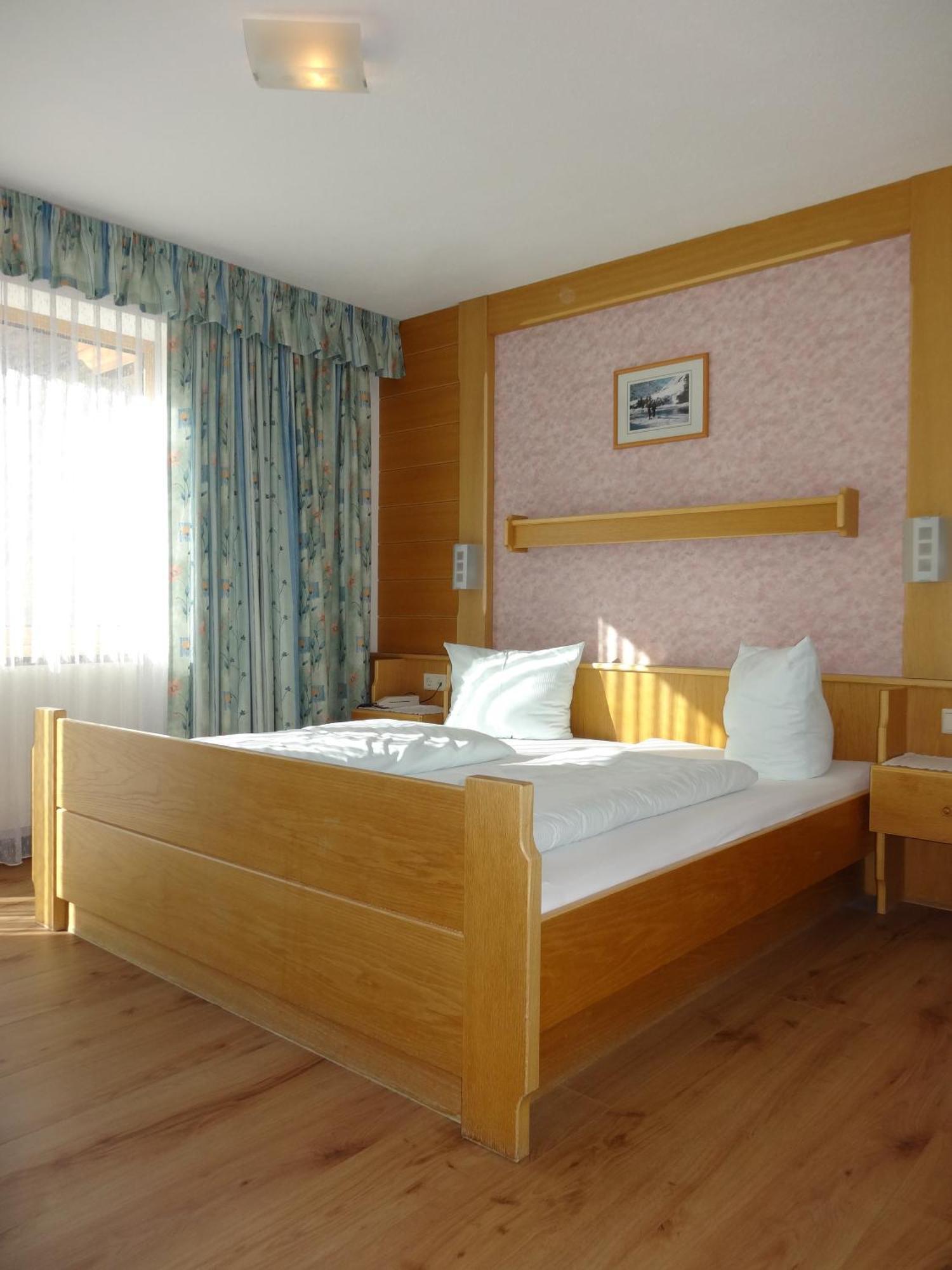 Gasthof Geierwallihof Vent Bagian luar foto